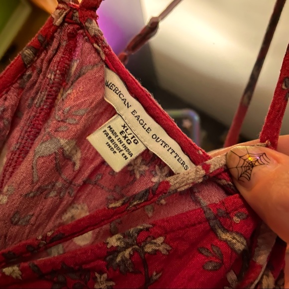 🌼💫🌺 3 Pack of AEO Tanks 🌺💫🌼 - Picture 6 of 16